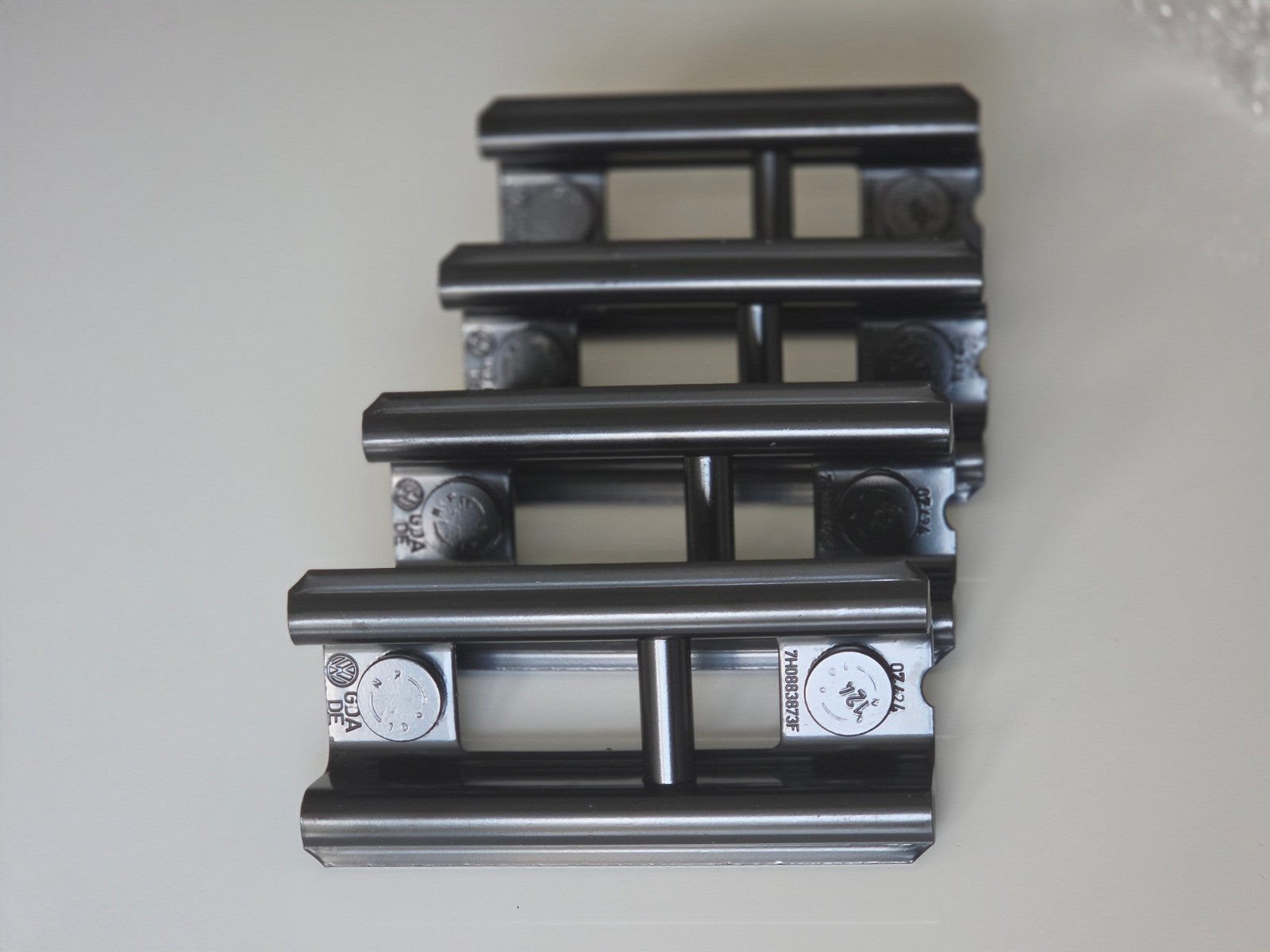 VW T5 T6 achterbank bevestigingspunten/ support plate, Auto-onderdelen, Interieur en Bekleding, Ophalen, Nieuw, Seat