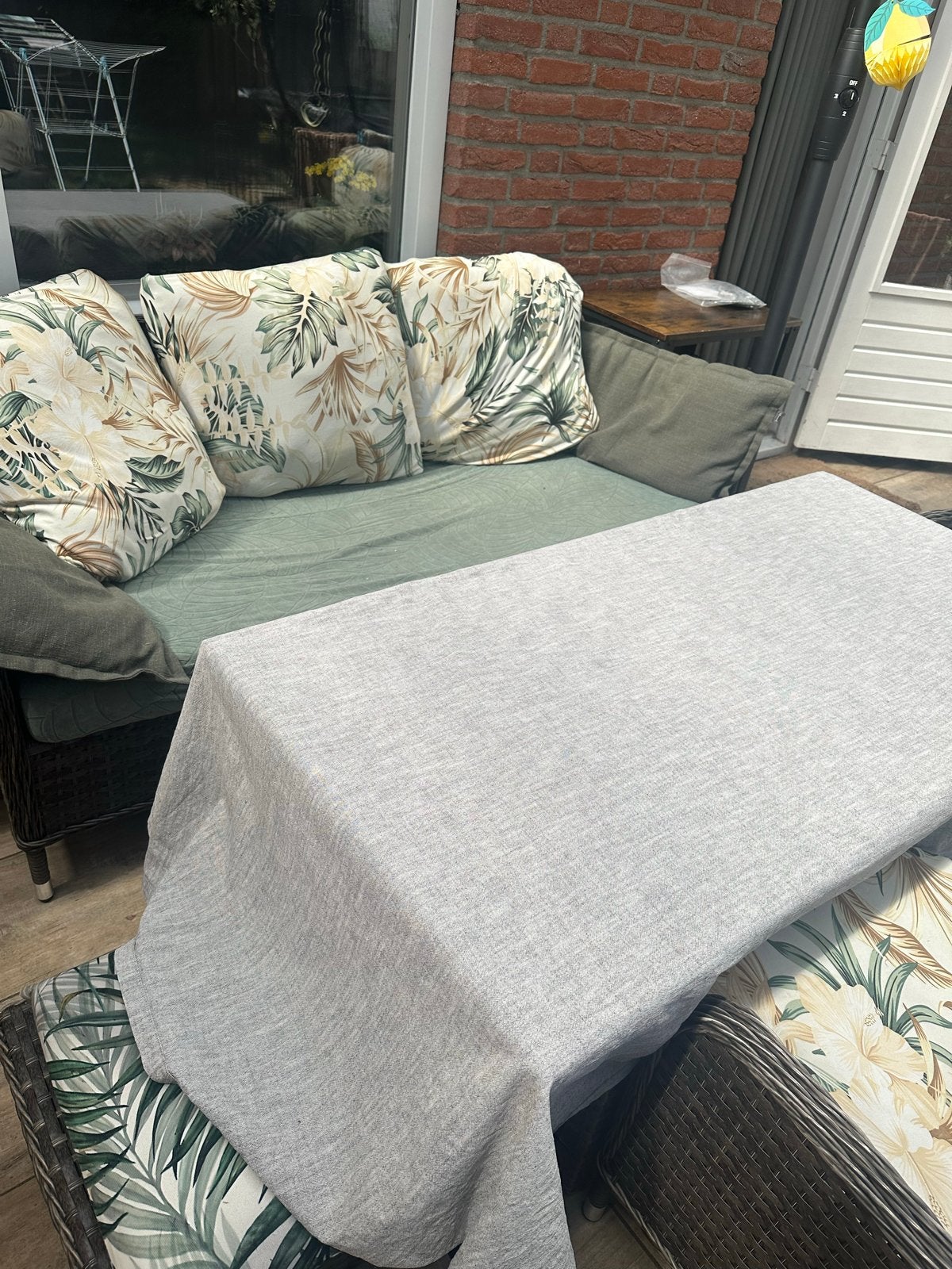 Wicker loungeset met afhaalbare kussenslopen, Ophalen, 4 zitplaatsen, Gebruikt, Loungeset