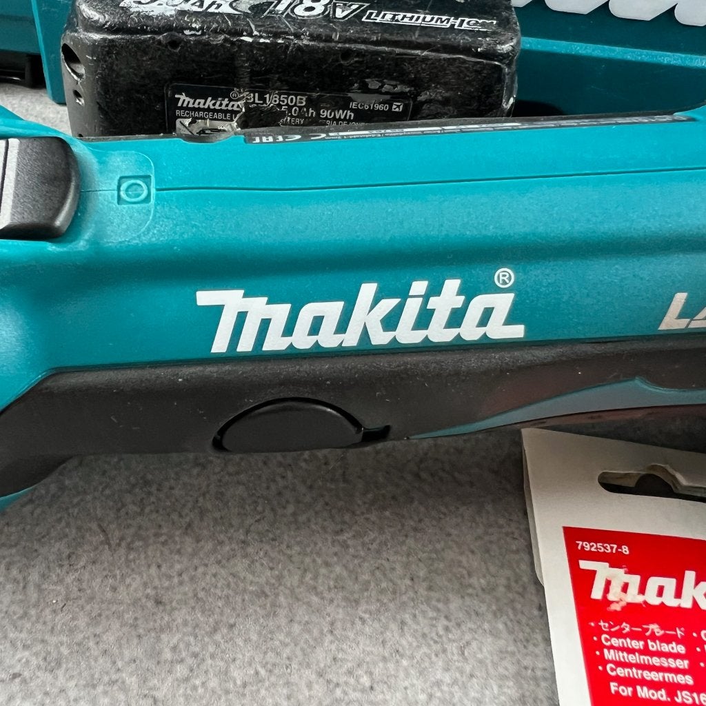 Makita DJS 161 Accu Plaatschaar | koffer,acc,lader | 408483, Ophalen of Verzenden, Gebruikt, Snijgereedschap, Makita