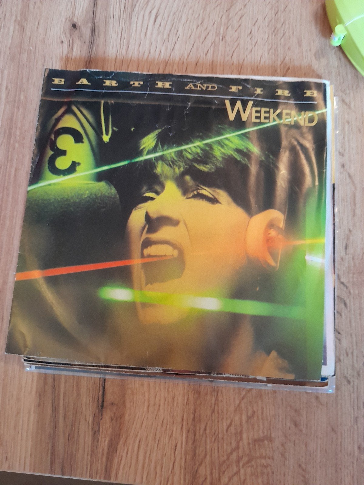 Earth and fire 7inch weekend, Ophalen of Verzenden, Zo goed als nieuw, Pop