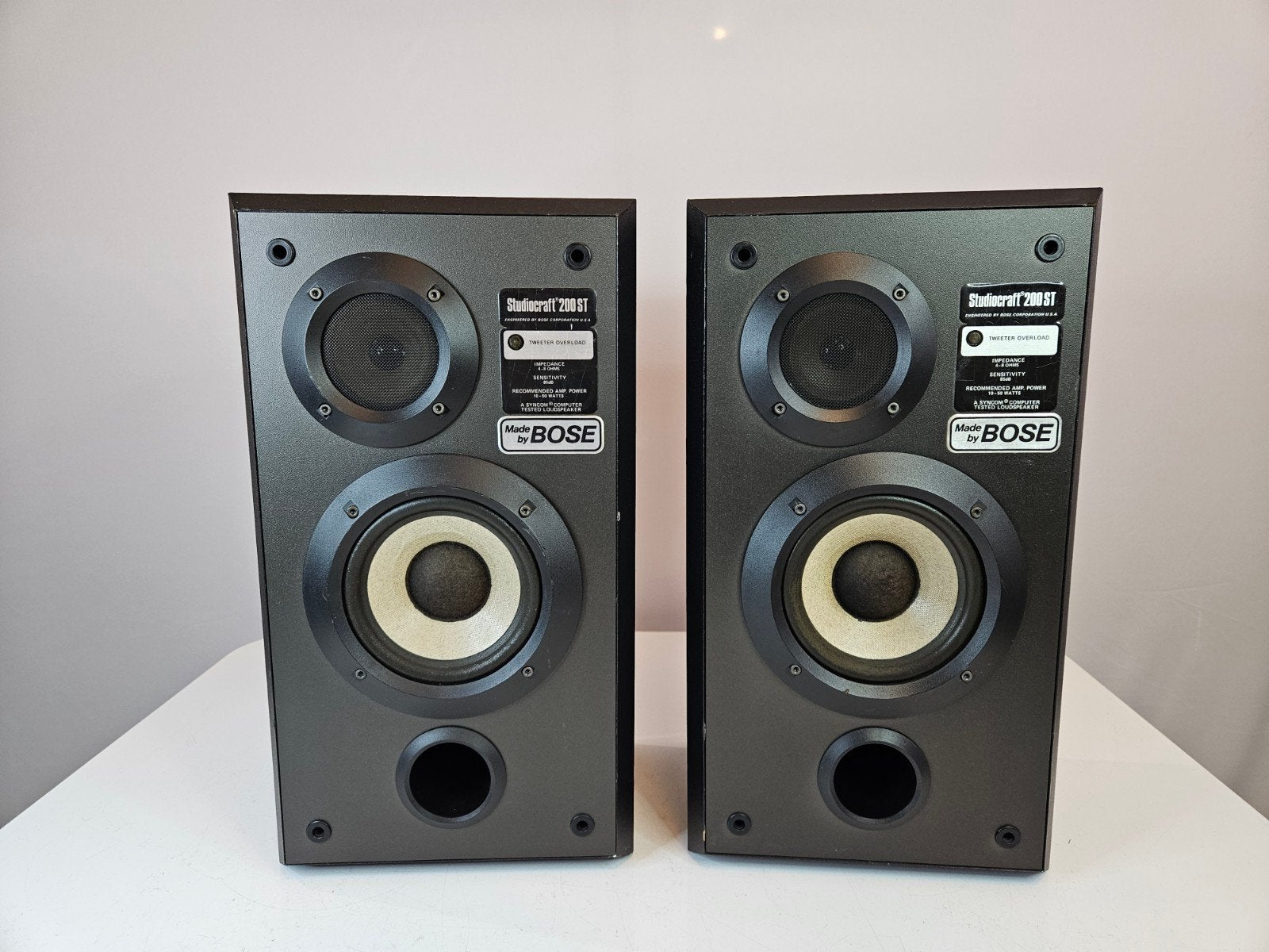 Bose Studiocraft 200 ST Boekenplank Luidsprekers, Gebruikt, Ophalen of Verzenden, Support@bose.com, Bose