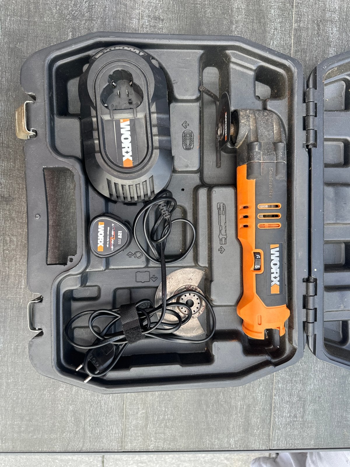 Worx Multitool met Accu, Lader en Accessoires, Ophalen of Verzenden, Gebruikt, Multitool