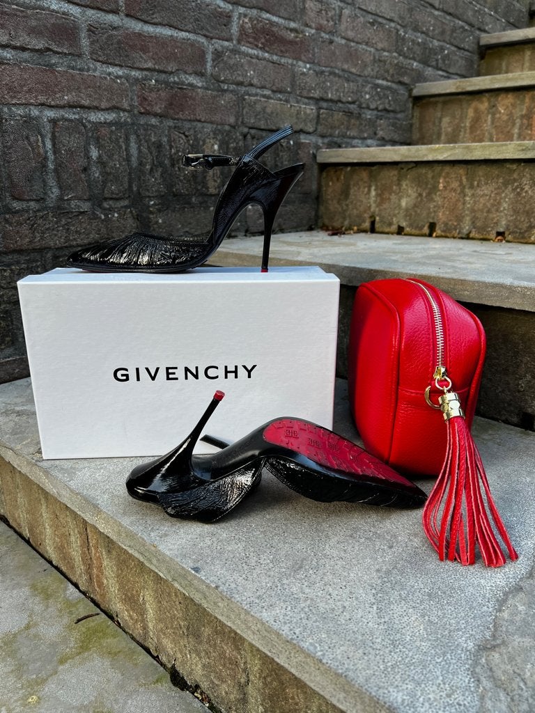GIVENCHY lak pumps mt 36 in doos SUPER SALE - TIEN op Insta, Kleding | Dames, TIEN concepts, Pumps, -, Zwart