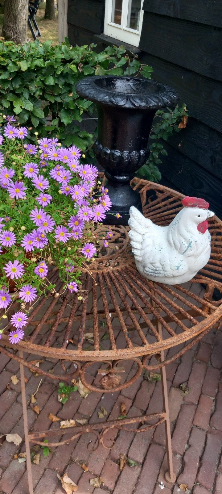 Brocante stenen bloempot - Zwart, Ophalen of Verzenden