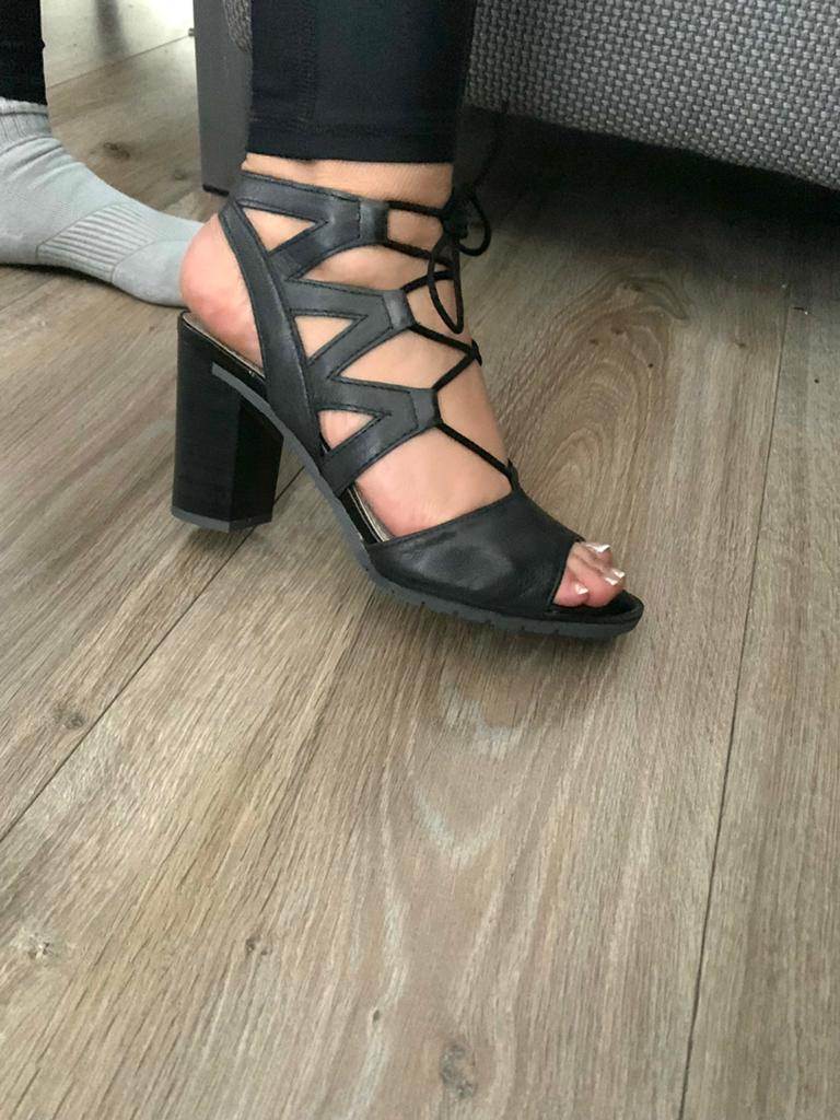 Sandalen met veter pumps, Ophalen of Verzenden, Zo goed als nieuw, Sandalen of Muiltjes