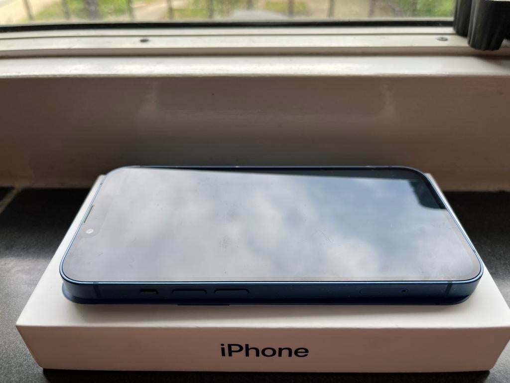 Apple iPhone 13 128GB BLAUW inc doos en hoesje, 128 GB, Blauw, 88 %, IPhone 13
