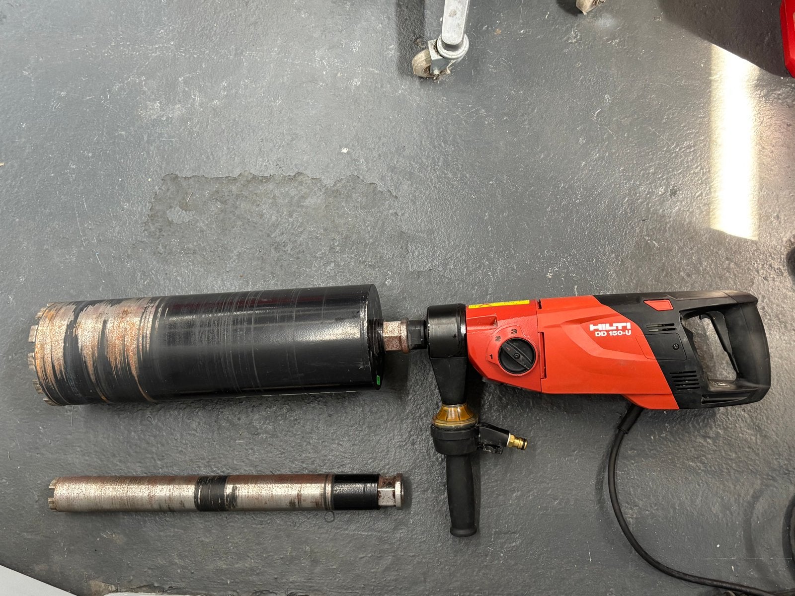 Hilti DD 150-U Diamantboormachine + Boorkronen | Compleet, Ophalen, Gebruikt, 600 watt of meer, Boormachine