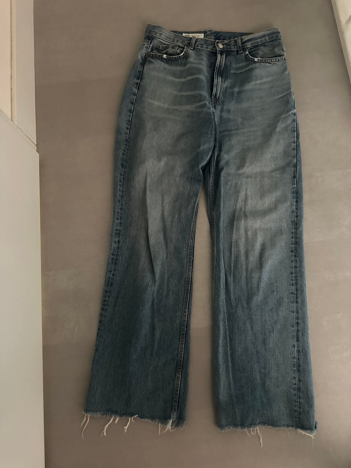 Hoge model spijkerbroek - Maat 42, Blauw, Maat 42/44 (L), Ophalen of Verzenden, Zo goed als nieuw