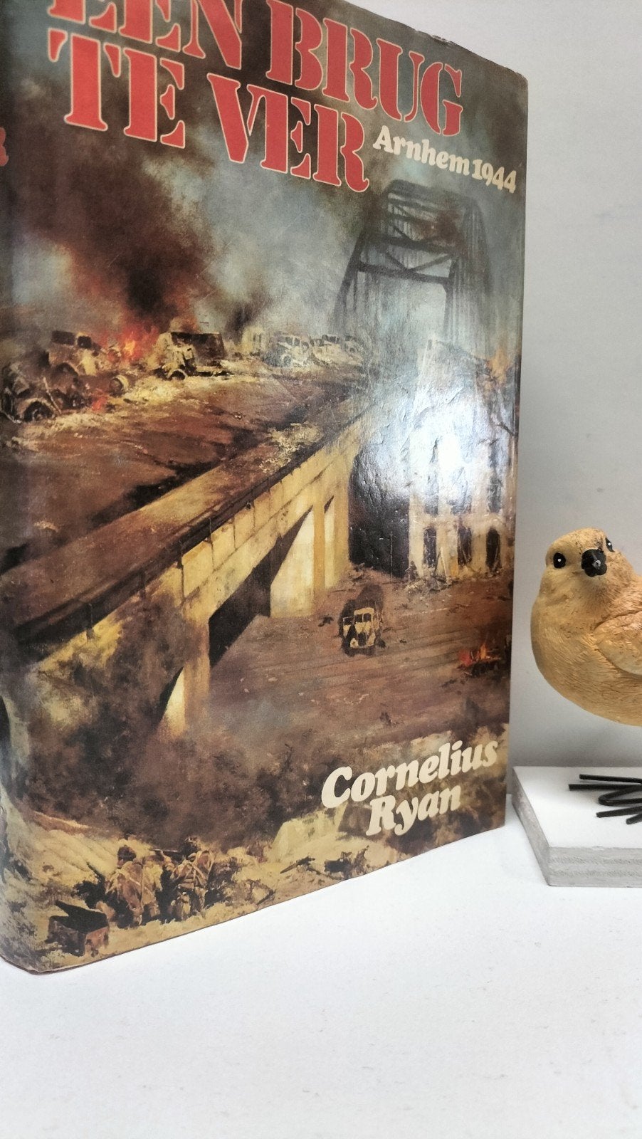 Ryan, Cornelius; Een brug te ver (hardcover), Ophalen of Verzenden, Tweede Wereldoorlog, Gelezen, Overige onderwerpen