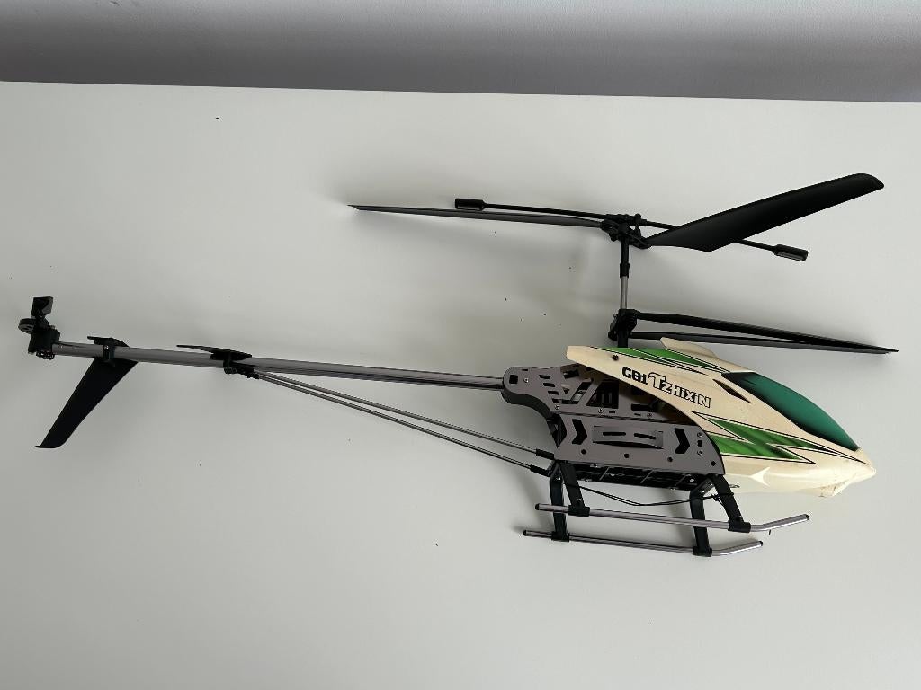 RC helicopter rc modelbouw, Hobby en Vrije tijd, Modelbouw | Radiografisch | Helikopters en Quadcopters, Ophalen of Verzenden