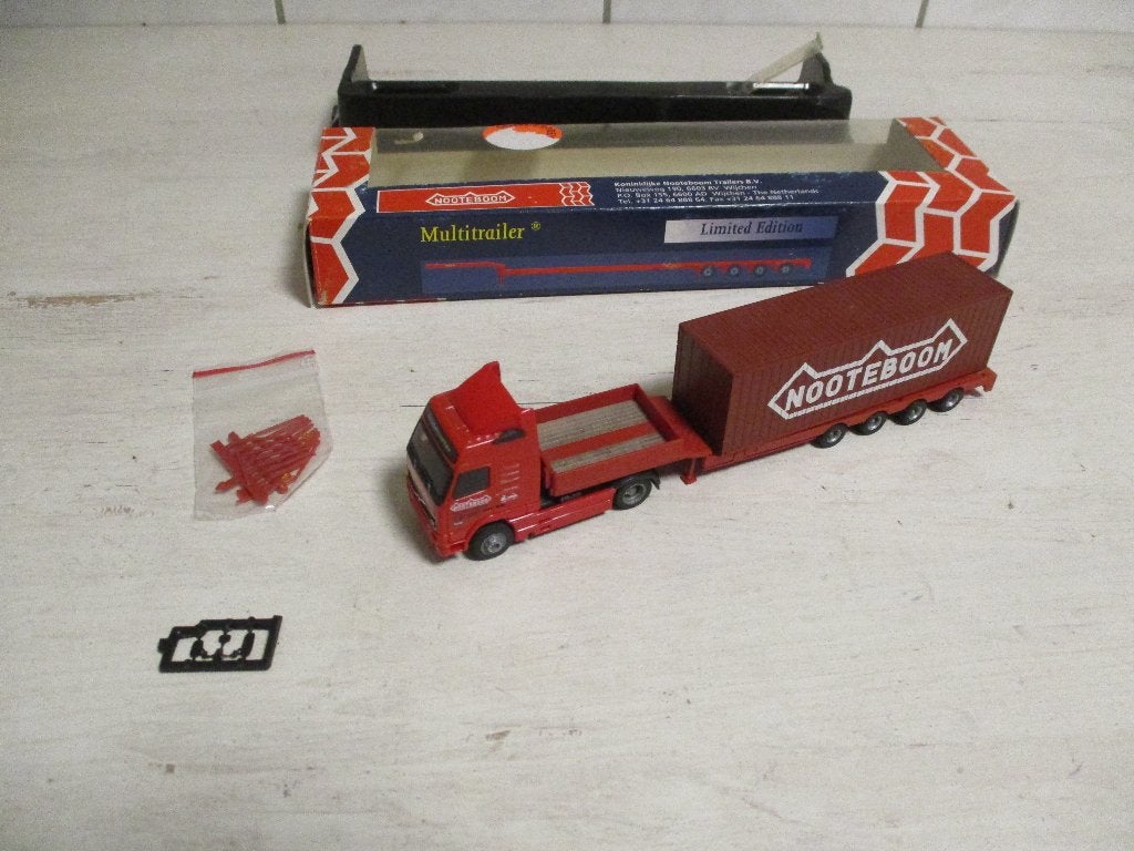 Albedo Volvo Nooteboom met Container Wagen Schaal 1:87, Ophalen of Verzenden, Zo goed als nieuw, Bus of Vrachtwagen, Overige merken