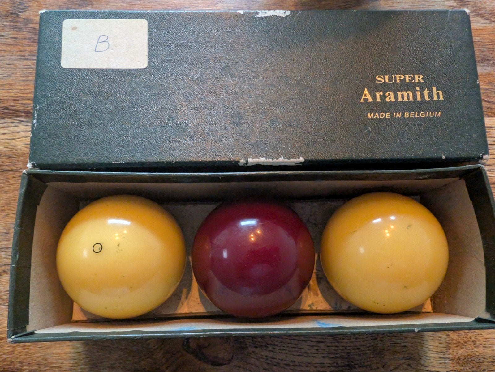 2X Vintage Super Aramith Biljartballen met Krijt en Doos, Ophalen of Verzenden, Gebruikt, Keu of Ballen
