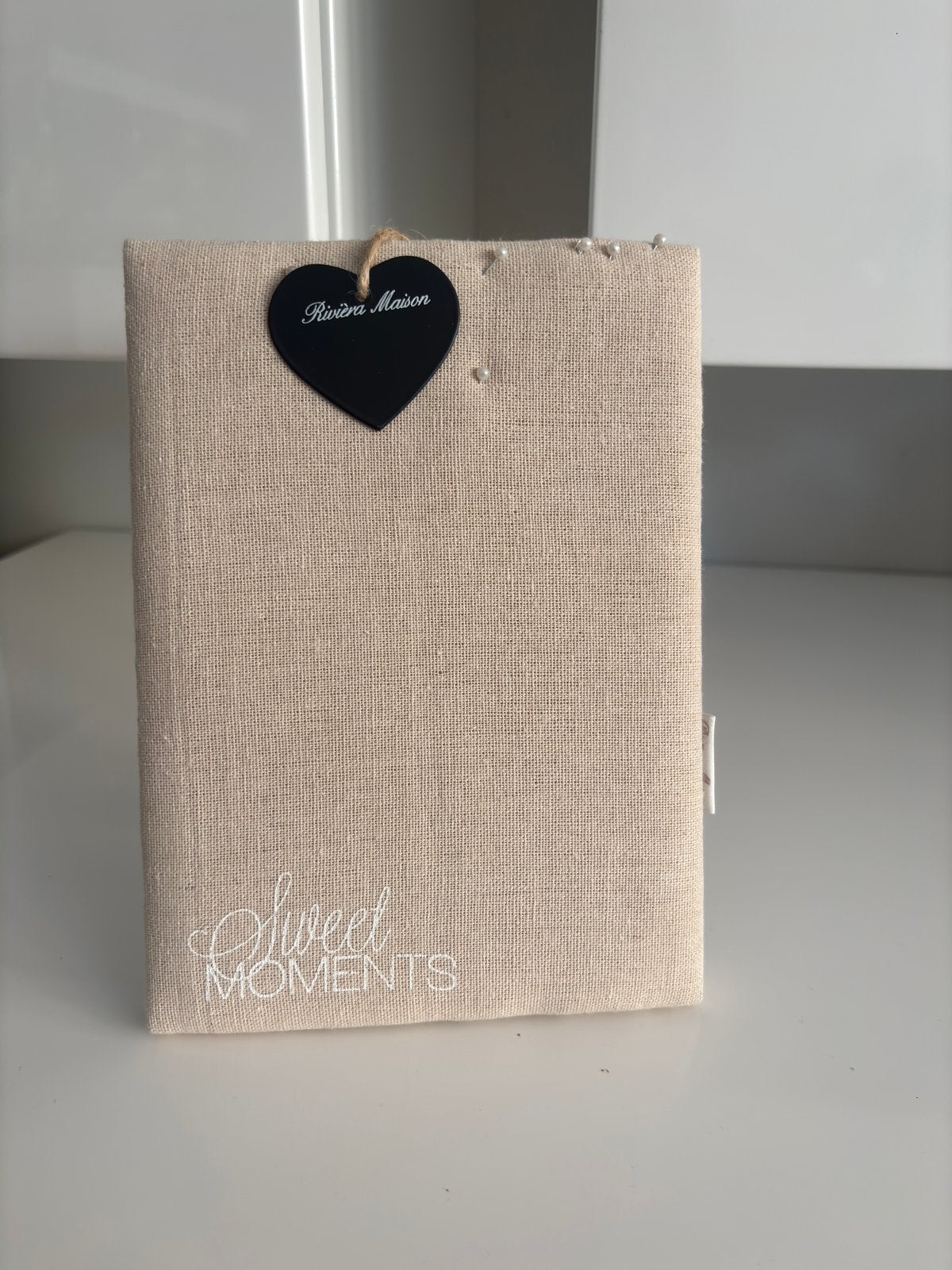 Riviera Maison 'Sweet Moments', Huis en Inrichting, Woonaccessoires | Lijsten, Ophalen, Textiel, Beige, Zo goed als nieuw