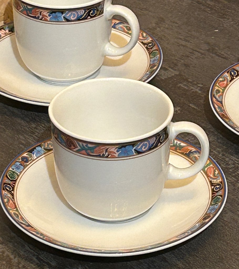 13 Vintage Kop en Schotels, Ophalen, Zo goed als nieuw, Porselein, Kop en/of schotel
