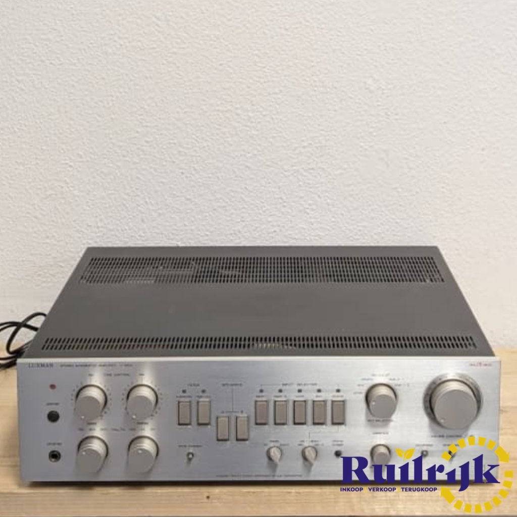 Luxman L-120A Versterker Top Kwaliteit 80s - Nette staat, Luxman, Zo goed als nieuw, Support@luxman.com, Luxman Corporation
1-3-1 Shinyokohama, Kohoku-ku
Yokohama-shi, Kanagawa 222-0033
Japan