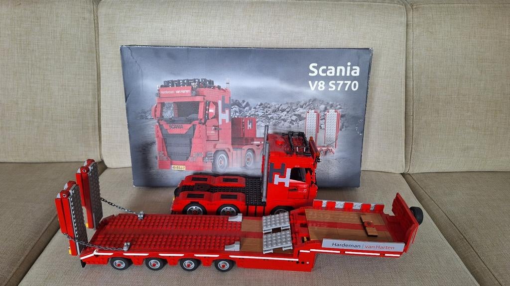 Uniek!! LEGO Scania V8 S770 met Oplegger echt lego!!, Lego, Compleet, Ophalen of Verzenden, Zo goed als nieuw