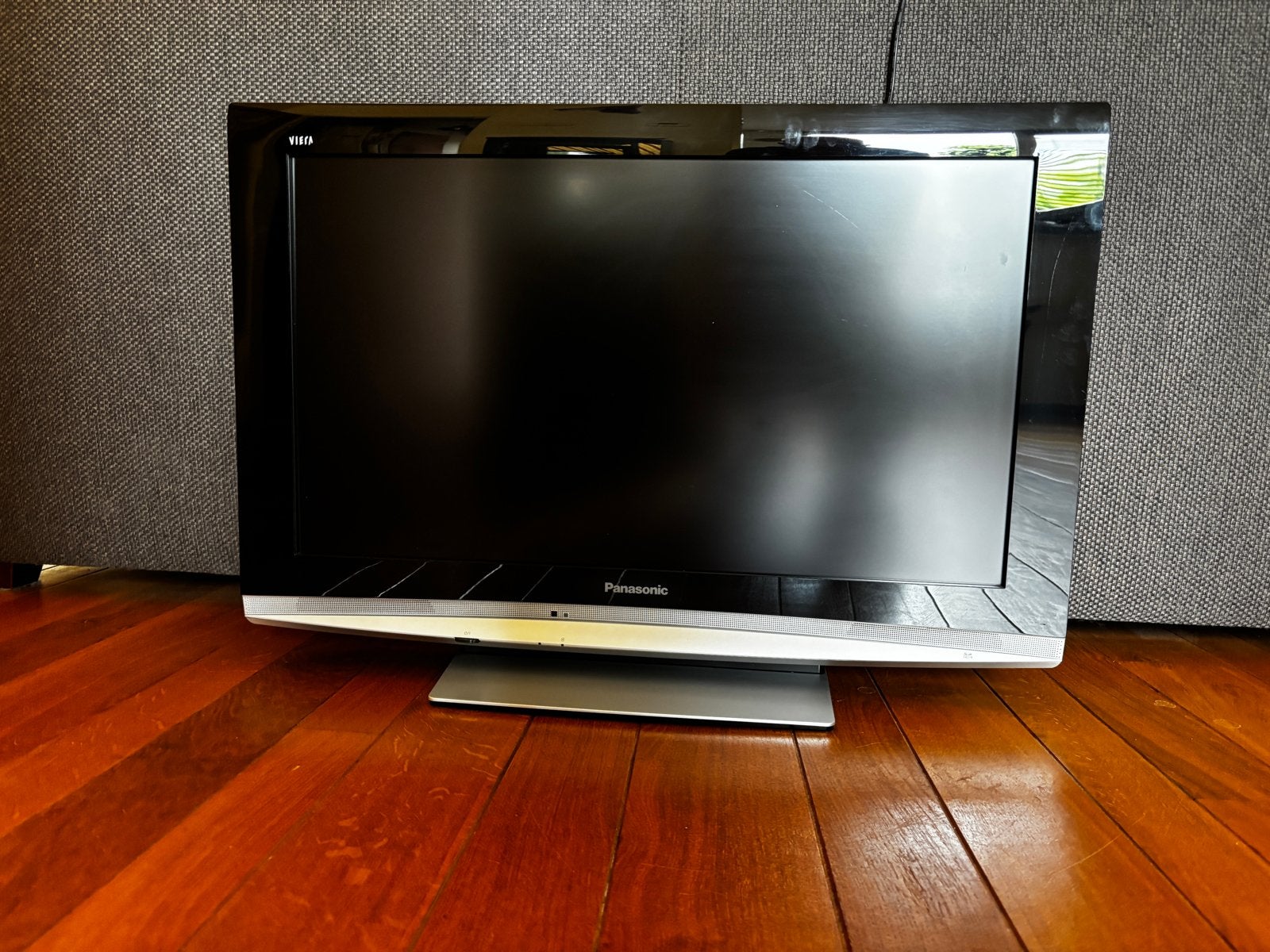 Panasonic TX-32LT84F LCD TV - 81 cm (32 inch), Gebruikt, Panasonic, 50 Hz, Ophalen of Verzenden