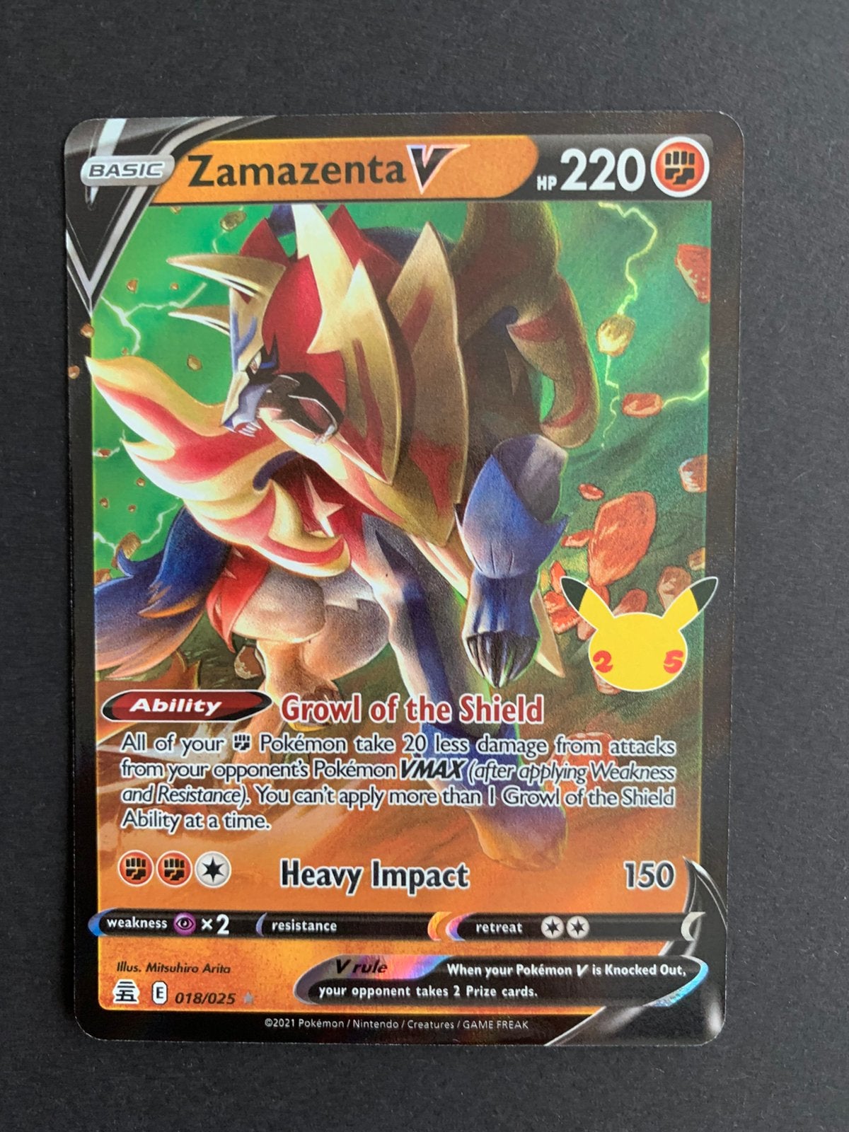 Zamazenta V #18/025, Celebrations, 25 jaar Pokemon, Ophalen of Verzenden, Zo goed als nieuw, Losse kaart, Foil