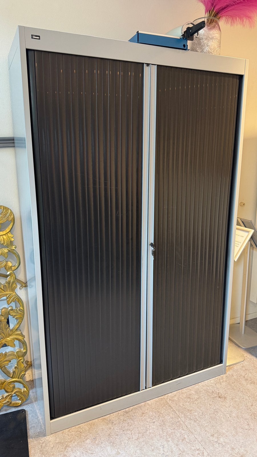 Roldeurkast 195cm hoog, 120cm breed, 47cm diep, Ophalen, Gebruikt, 100 tot 150 cm, Metaal
