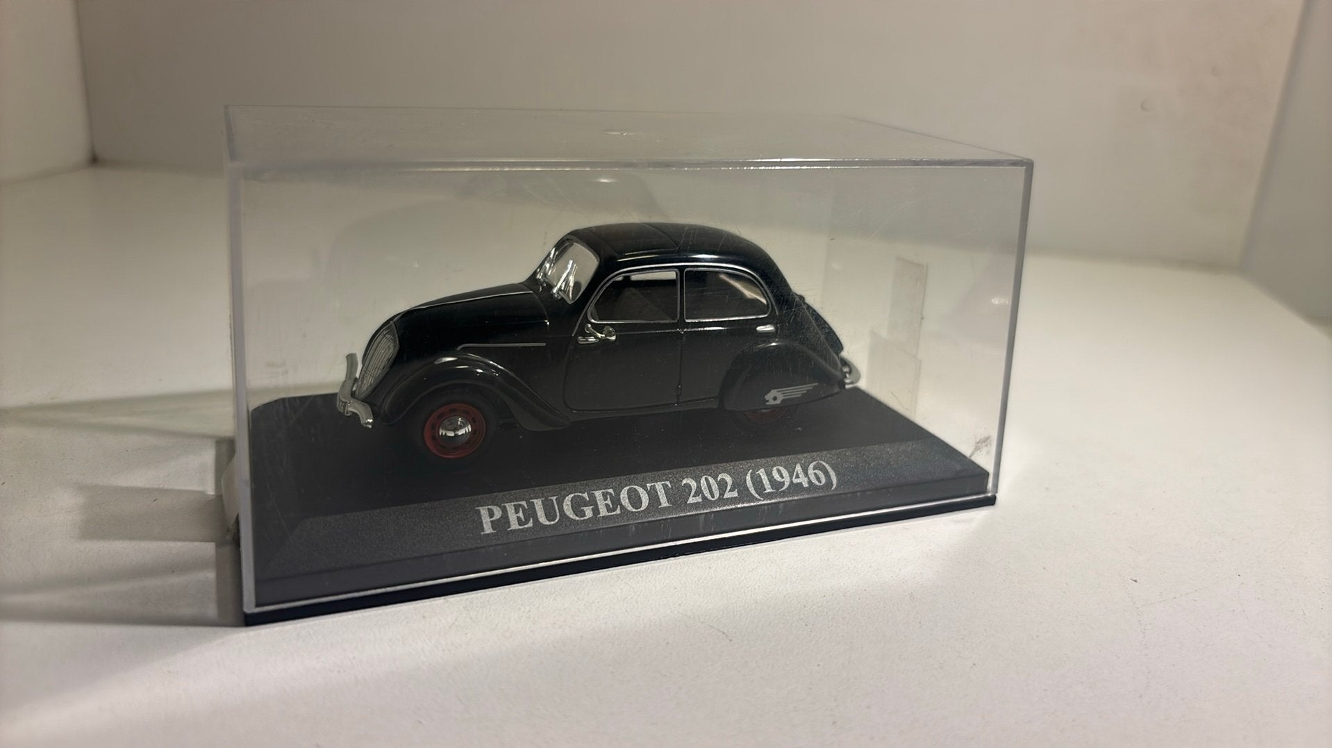 Peugeot 202 1946 altaya 1.43