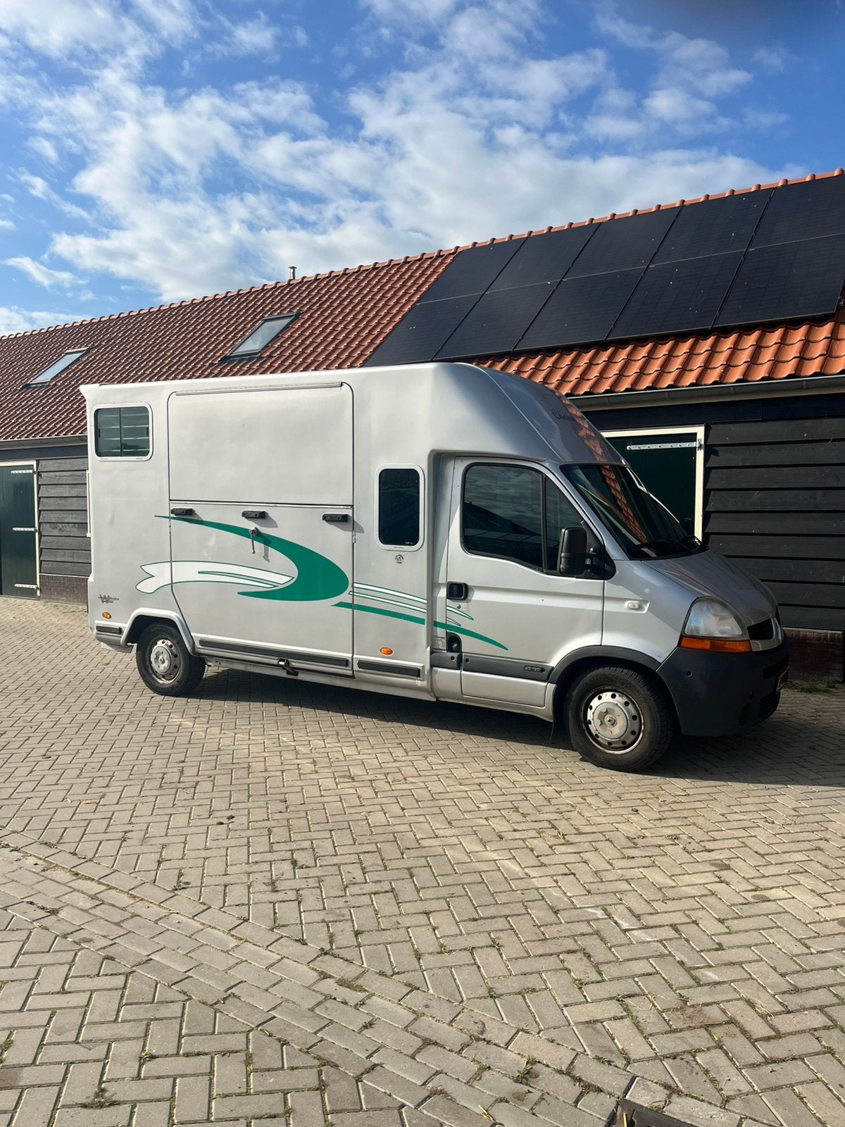 Paardenwagen Theault Reneault Master  2009, Ophalen, Gebruikt, Polyester, Overige typen