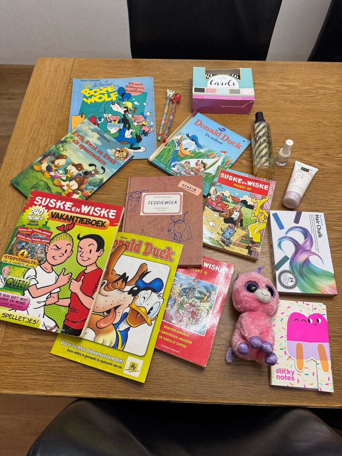 Diverse boeken, stripboeken en meer voor weggeefkast, Ophalen, Zo goed als nieuw