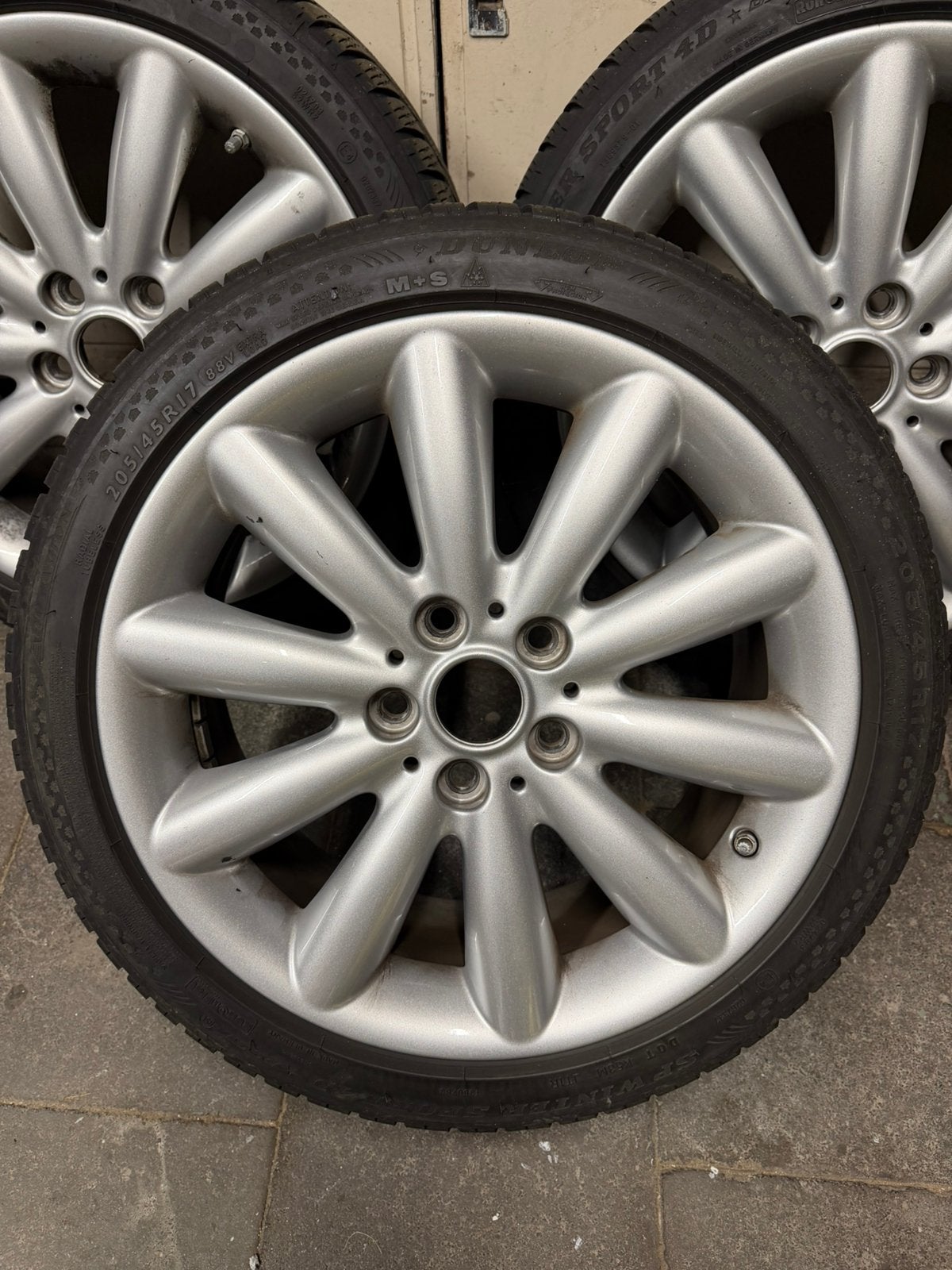Winterbanden voor Mini Cooper (S) F55 F56 F57 incl tpms, Auto-onderdelen, Ophalen, Gebruikt, Banden en Velgen, 17 inch