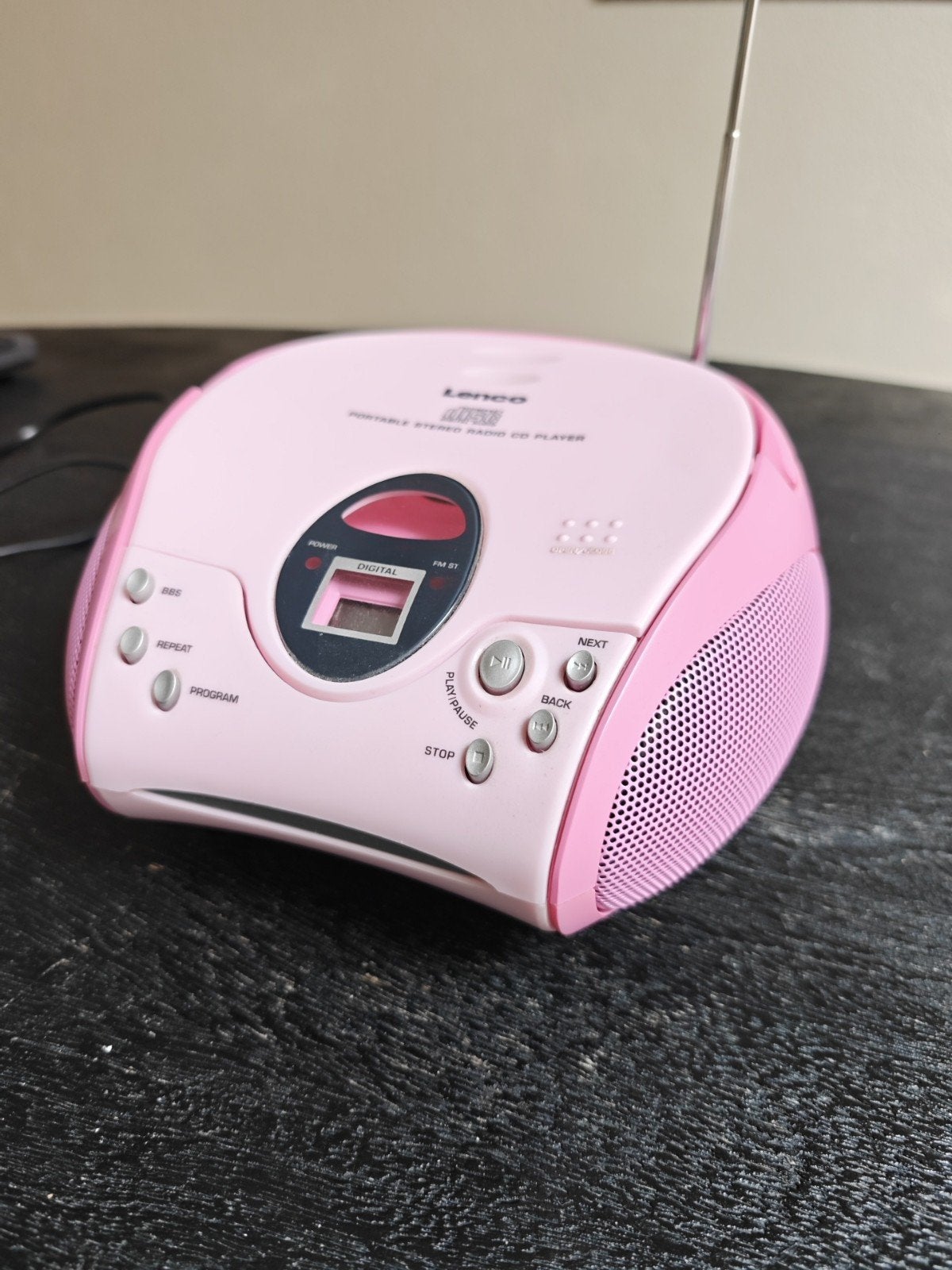 Lenco draagbare stereo radio CD-speler roze, Ophalen of Verzenden, Zo goed als nieuw, Radio, Met cd-speler