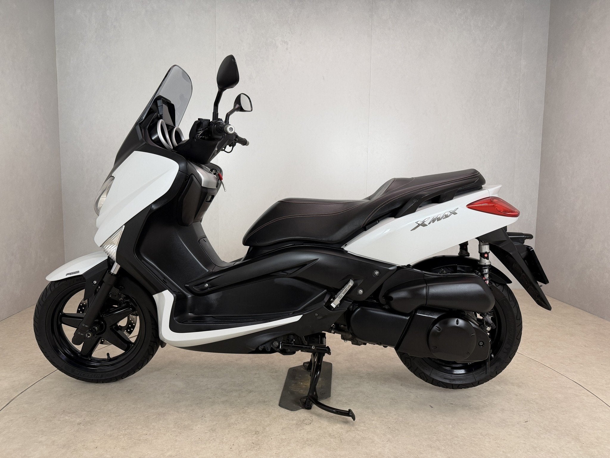 Yamaha YP 250R X-MAX ABS (bj 2010), Scooter, Klantenservice@yamaha-motor.nl, Koolhovenlaan 101
1119 NC  Schiphol-Rijk, NL, 12 t/m 35 kW