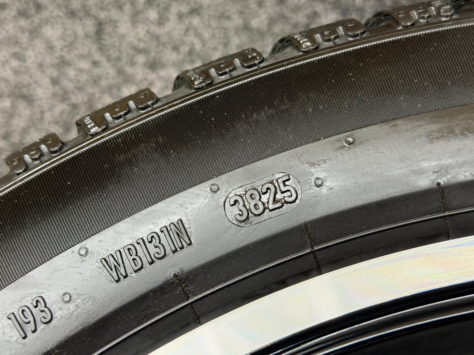 ZGAN! Originele 18 inch VW Passat Coventry 5x112 Pirelli ‘25, Auto-onderdelen, Ophalen, 18 inch, ., Banden en Velgen