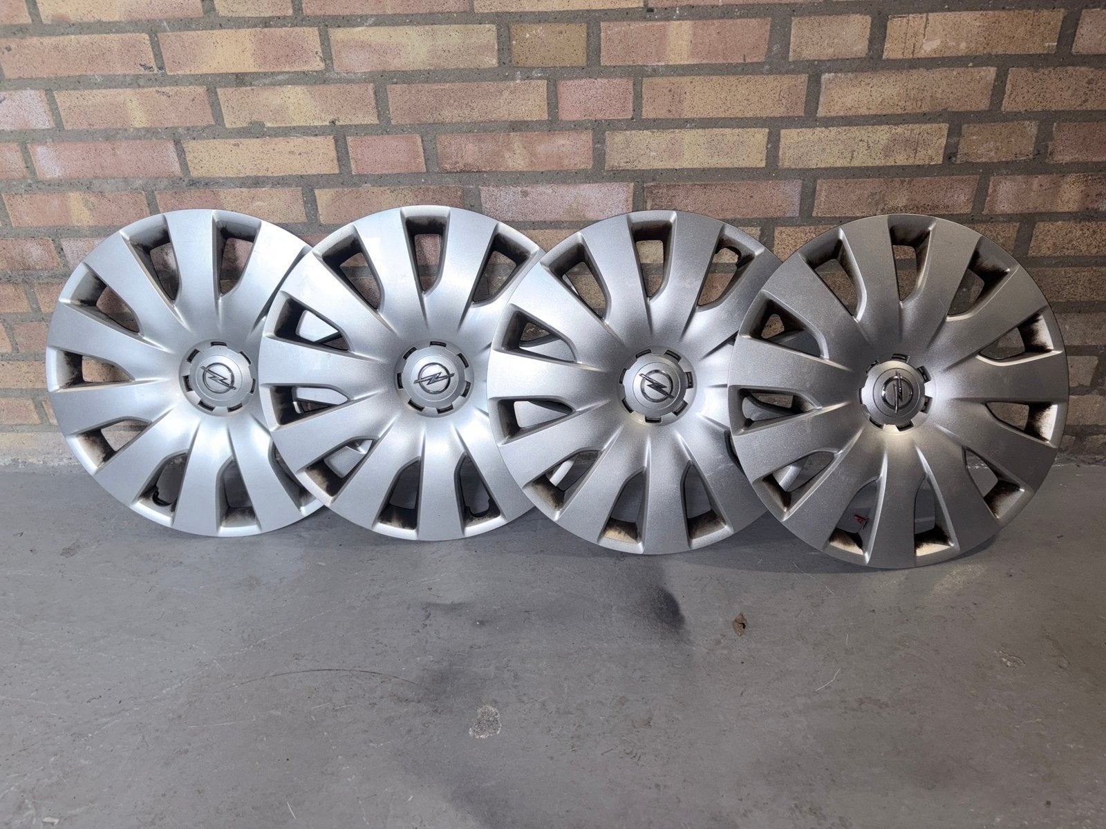 Opel Wieldeksels 16 inch, Auto diversen, Ophalen of Verzenden, Zo goed als nieuw