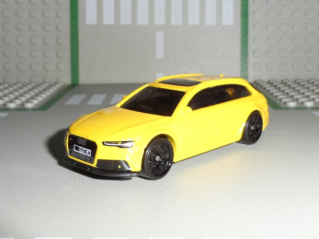 Hot Wheels - '17 Audi RS 6 Avant (geel) 1:64, Ophalen of Verzenden, Nieuw, Auto