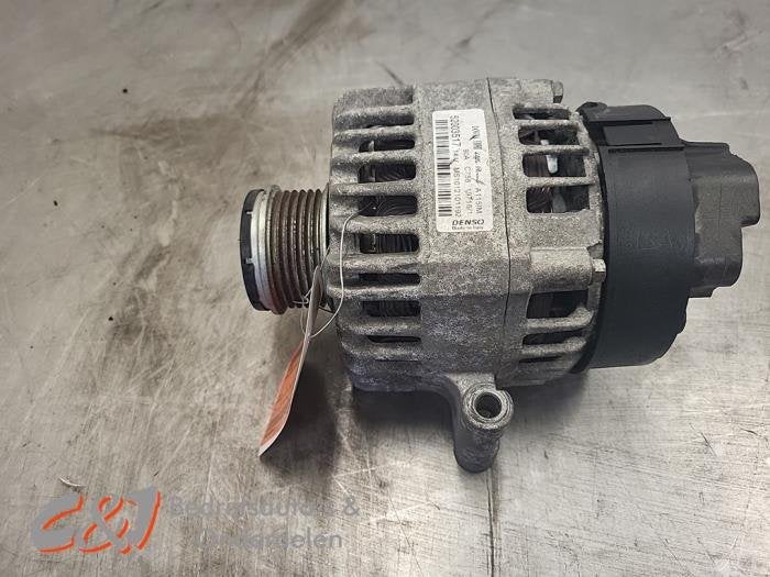 Dynamo van een Opel Combo, Gebruikt, -, -, Opel