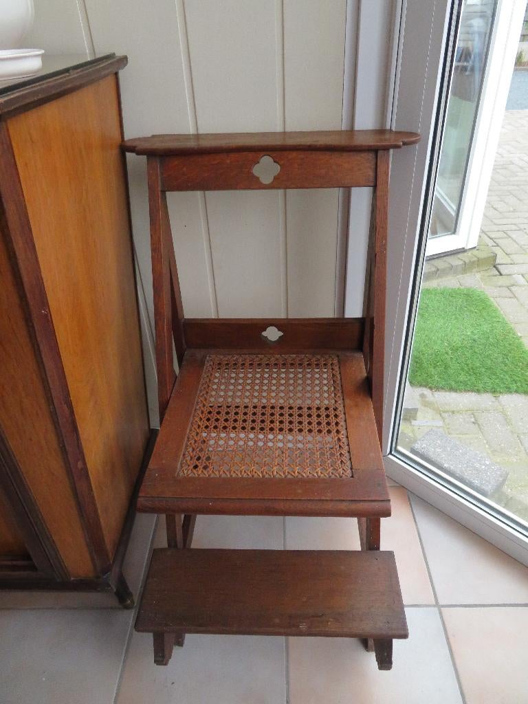 Antieke eiken bidstoel, Ophalen