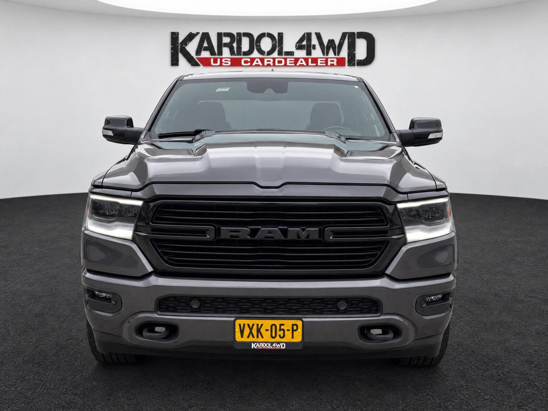 Dodge Ram 1500 5.7 V8 4x4 Crew Cab Laramie | LPG 200 L | Bak, Auto's, Automaat, 2361 kg, Gebruikt, 5654 cc
