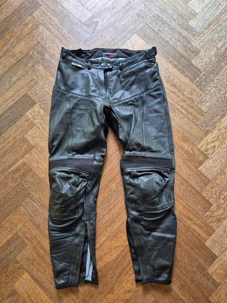 Zwarte leren motorbroek damesbroek maat 42 Evolution, Evolution, Broek | leer, Ophalen of Verzenden, Dames