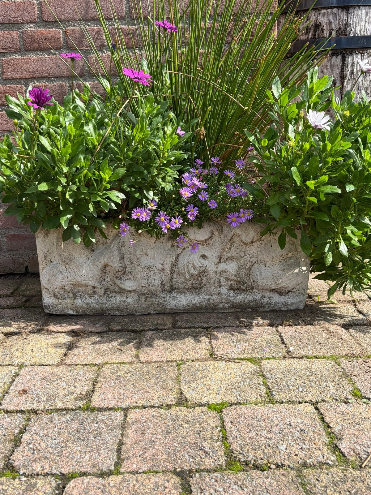 Natuurstenen bloemenbak of trog, Ophalen, Steen, Minder dan 30 cm, Zo goed als nieuw