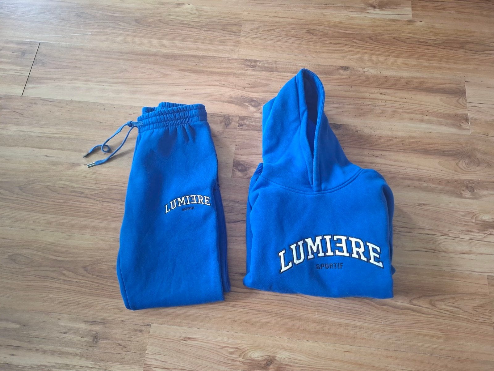 Lumiere joggingpak blauw (maat M), Ophalen of Verzenden, Zo goed als nieuw, Overige