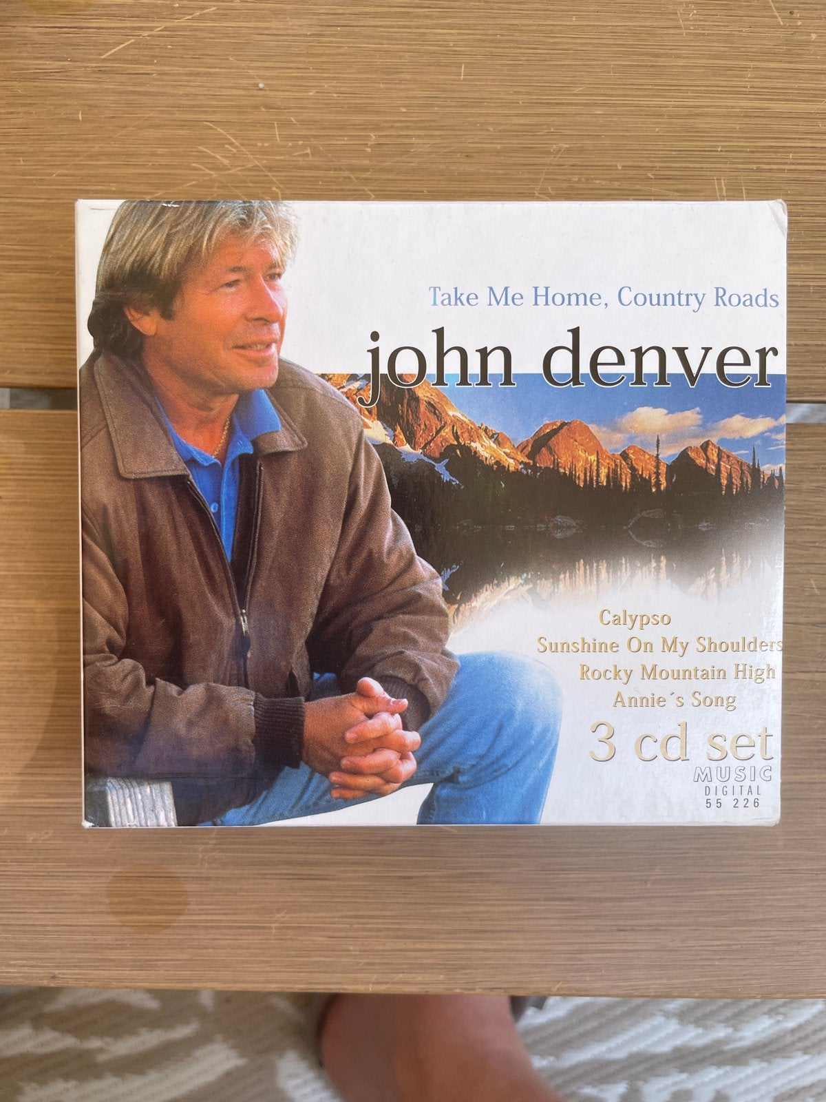 John Denver - Take Me Home, Country Roads (3 CD Set), Cd's en Dvd's, Gebruikt, Boxset, Ophalen of Verzenden, Inclusief doosje