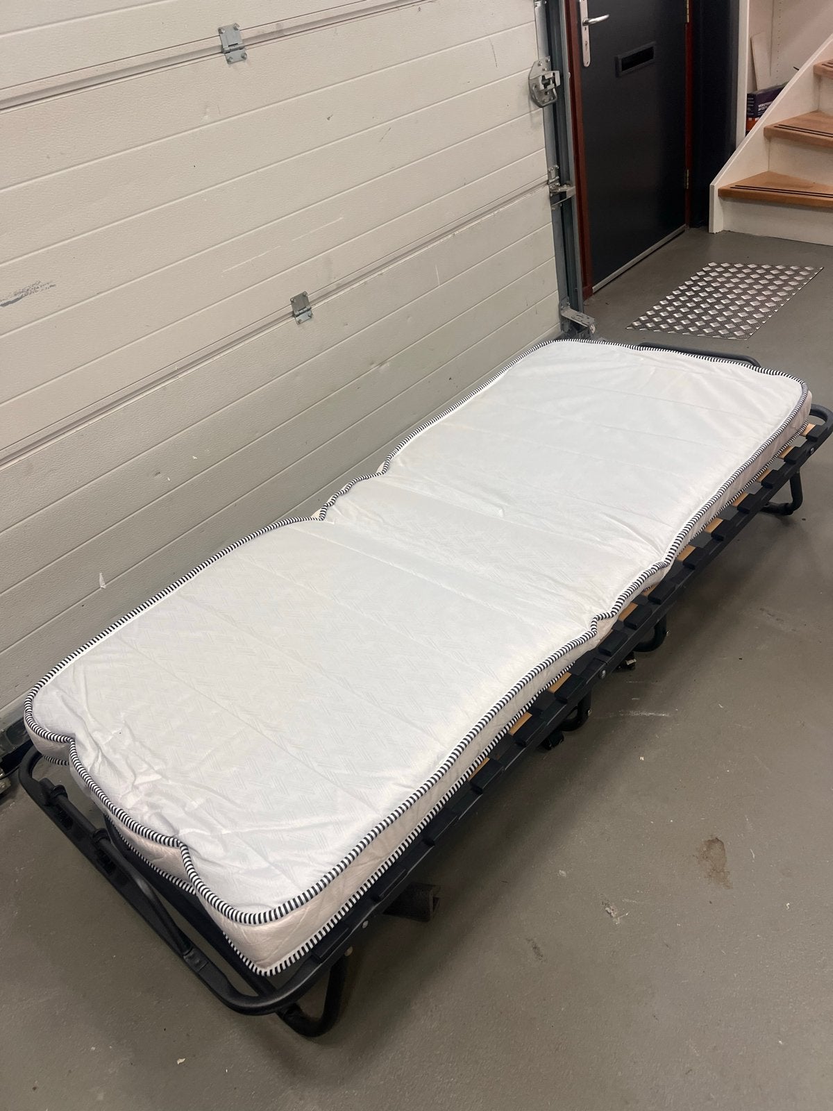 Nieuw opklapbed 170x80 cm met matras, Ophalen, Overige materialen, Nieuw, 190 cm of minder