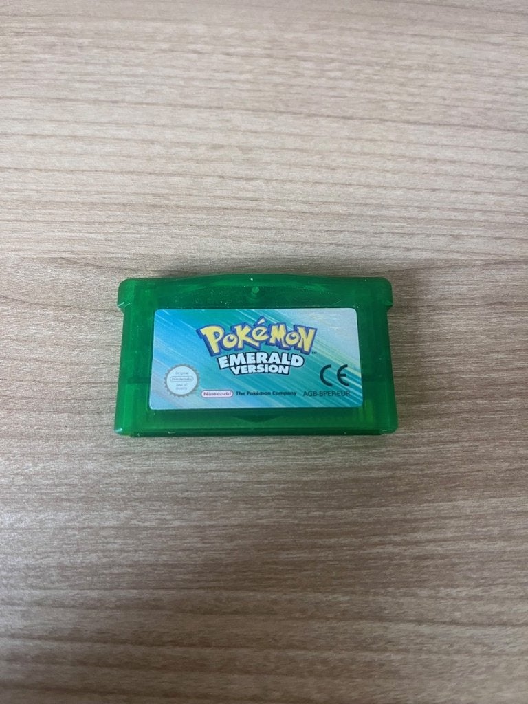 Pokémon Emerald Game Boy cartridge - Zeer goede staat, Spelcomputers en Games, 1 speler, Ophalen of Verzenden, Zo goed als nieuw