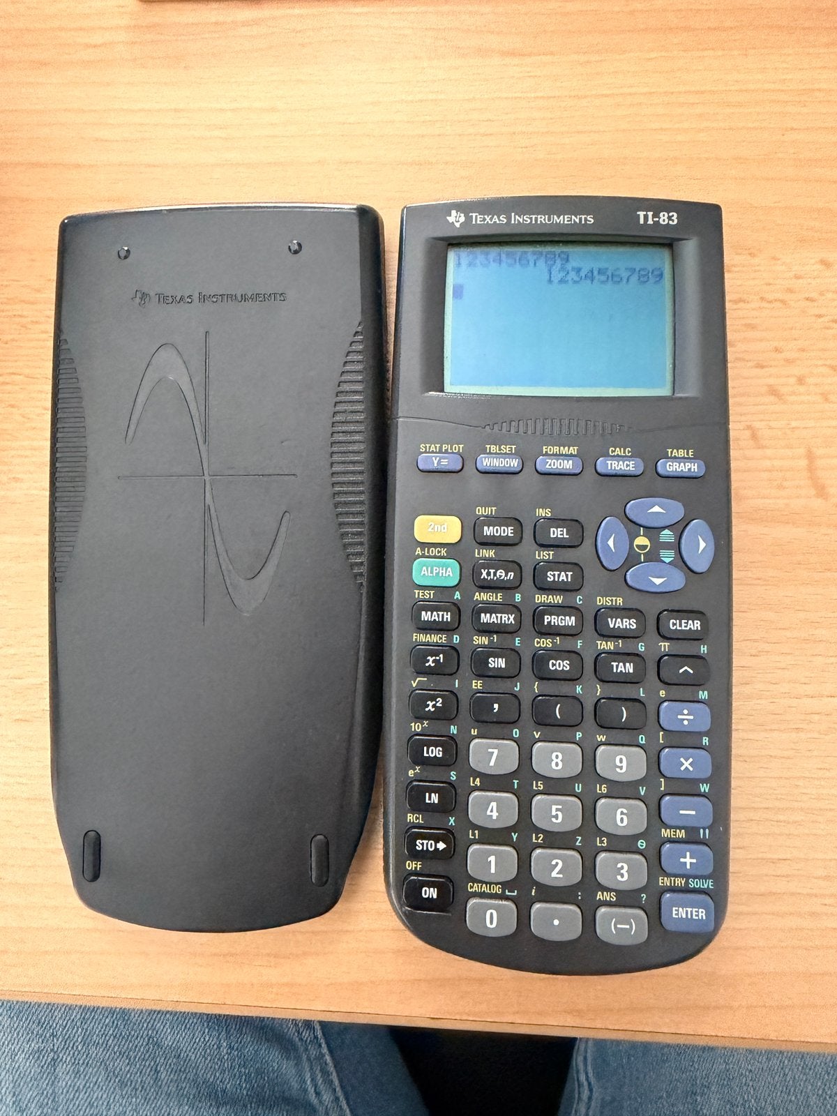 Texas Instruments TI-83 rekenmachine + beschermkap, Ophalen of Verzenden, Grafische rekenmachine, Gebruikt