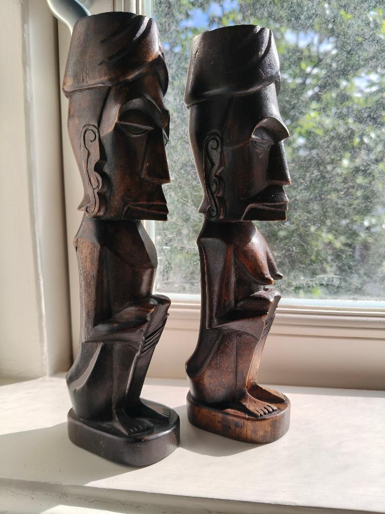 houten beeld man en vrouw art deco borneo dayak bali, Antiek en Kunst, Kunst | Beelden en Houtsnijwerken, Ophalen, Houtsnijwerk
