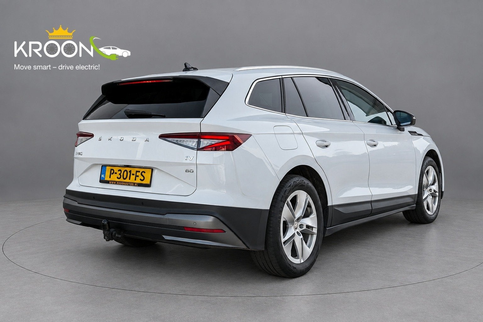 Skoda Enyaq iV 80 SOH 87% Trekhaak Warmtepomp (bj 2022), Dealer onderhouden, Achterwielaandrijving, Gebruikt, Met garantie (alle)