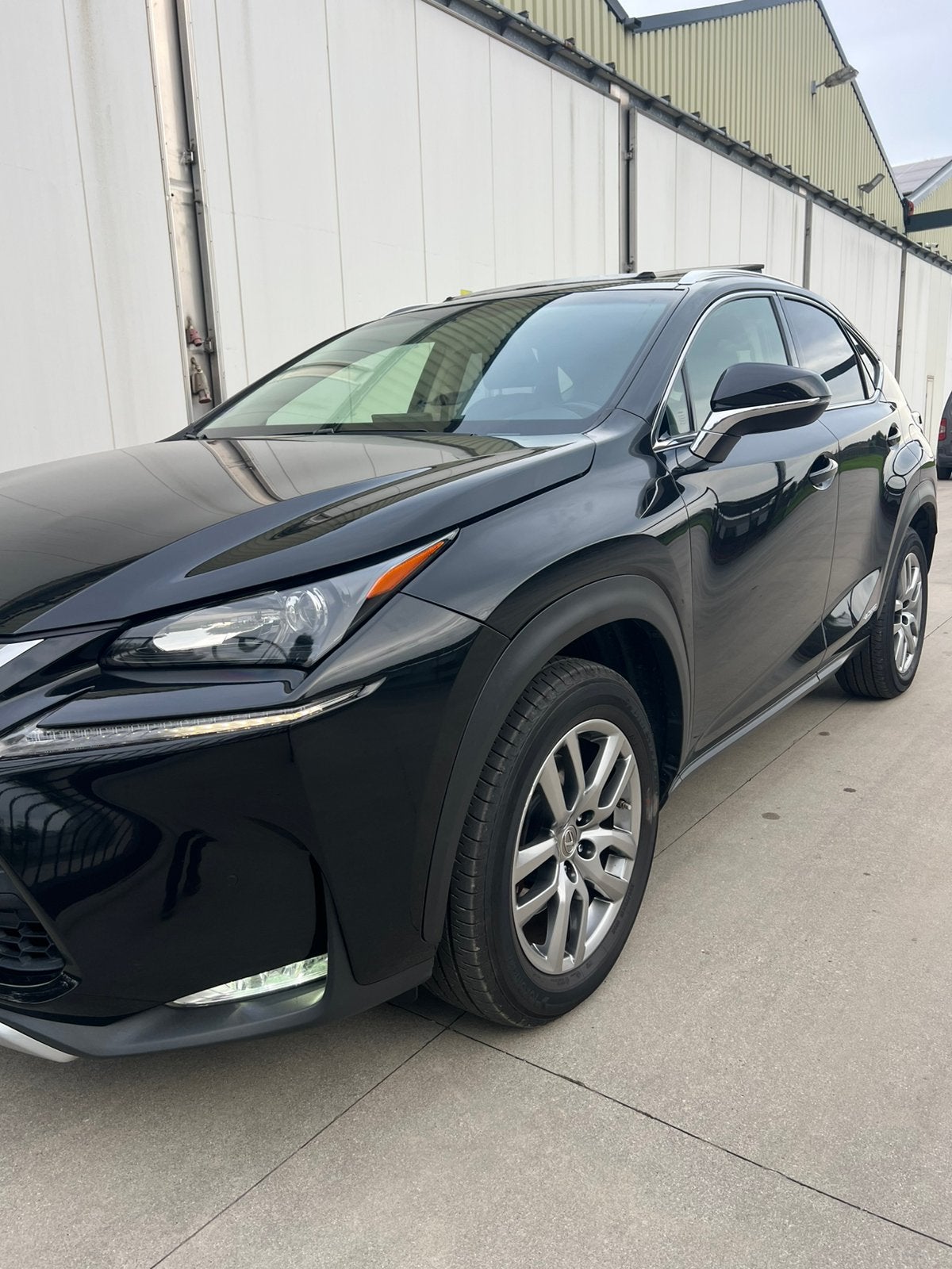 Lexus NX 300H 2.5 E-cvt AWD 2017 Zwart NWE APK, Auto's, Automaat, Achterwielaandrijving, Zwart, 2494 cc
