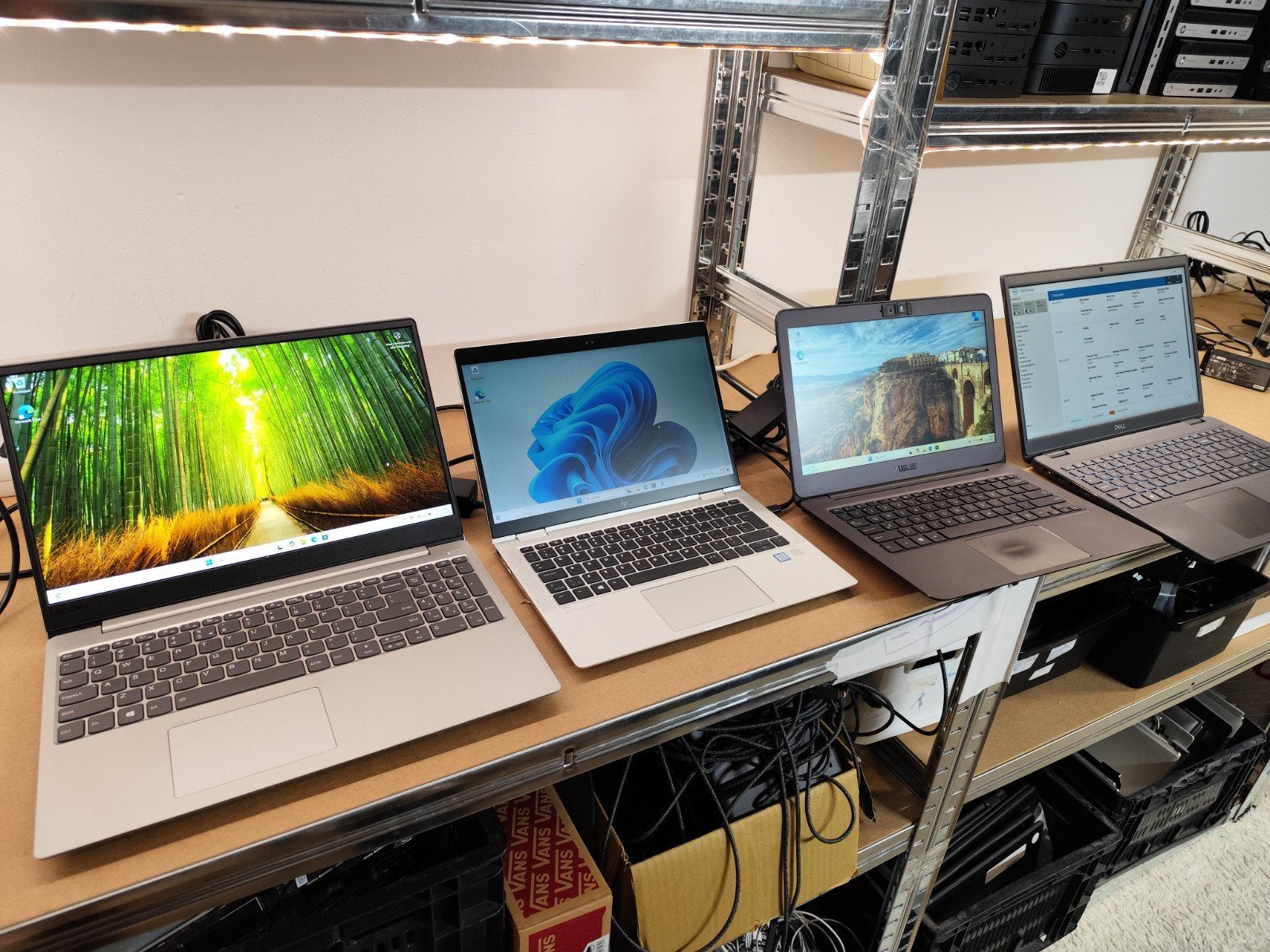 Partij werkende laptops met optische/technische problemen, Computers en Software, Gebruikt, Diverse (Asus, Lenovo, HP, Dell), Ophalen of Verzenden