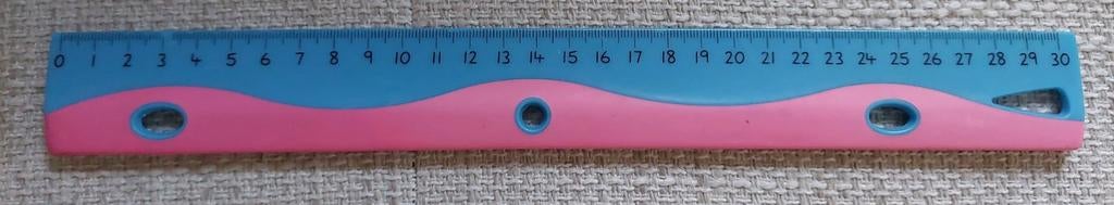 Roze/blauwe liniaal, Ophalen of Verzenden, Zo goed als nieuw