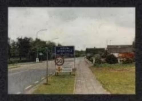 Foto Nieuw-Weerdinge Toegang Dorp 1987., 1980 tot heden, Foto, Ophalen of Verzenden, Zo goed als nieuw