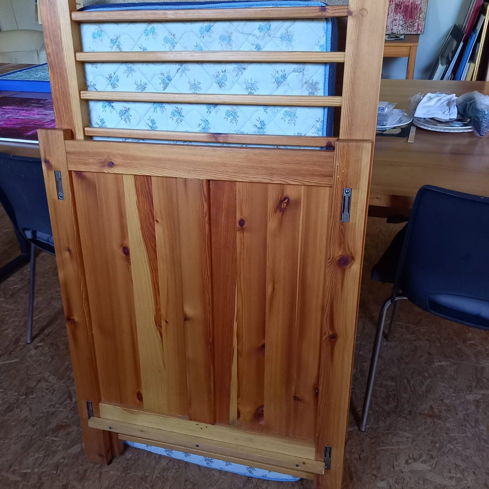 Grenen babybedje 120x60 cm, evt. met matras, Ophalen, Gebruikt, Bruin, 190 cm of minder