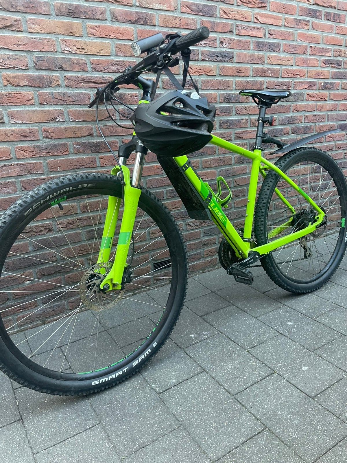 Cube mountainbike inclusief spatborde helm en lampen, Fietsen en Brommers, Ophalen, Gebruikt, Heren, Overige merken